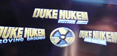 #004Υͥ/E3 200834ϤΥǥ塼˵äƤ롪ʤDSPSPˡ Duke Nukem Trilogyȯɽ