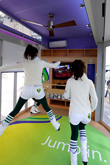 #003Υͥ/KinectХ󥫡ƤΤפ˽иܥޥեȡXbox 360 Kinect θХ󥤥٥ȡפβƵ٤ߥĥ򳫺