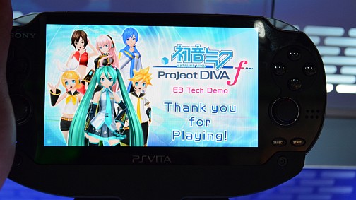 #002Υͥ/E3 2012PS Vitaǥѥåפ鲻ߥLA˺о졣 E3ǤѵҤ̥λֽ鲻ߥ -Project DIVA- fץץ쥤ݡ