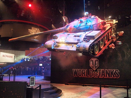 #001Υͥ/E3 2014626ۿϤiOSǡWorld of Tanks Blitzפץ쥤ܲȤ̥ϤϤΤޤޤˡƥݤ®Хȥ뤬Ÿ