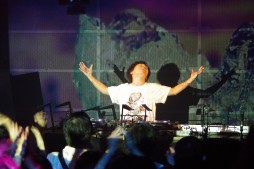 No.009Υͥ / crossbeats REV. SHARING DJ PARTY -2017 SPRING-ץեȥݡȡ8̾Υƥȿؤ4ְʾˤ錄Ǯ饤֤򷫤깭