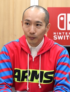 No.011Υͥ / Nintendo Switch 5Ϣ³󥿥ӥ塼2ˡۡARMSԡJoy-Con򿶤ä臘СȳƮݡġɤȤϡ ͤץǥ塼ʹ
